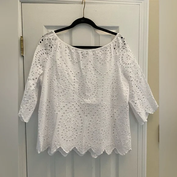 Vineyard Vines - White Lace embellished blouse - size XL - Picture 3 of 8